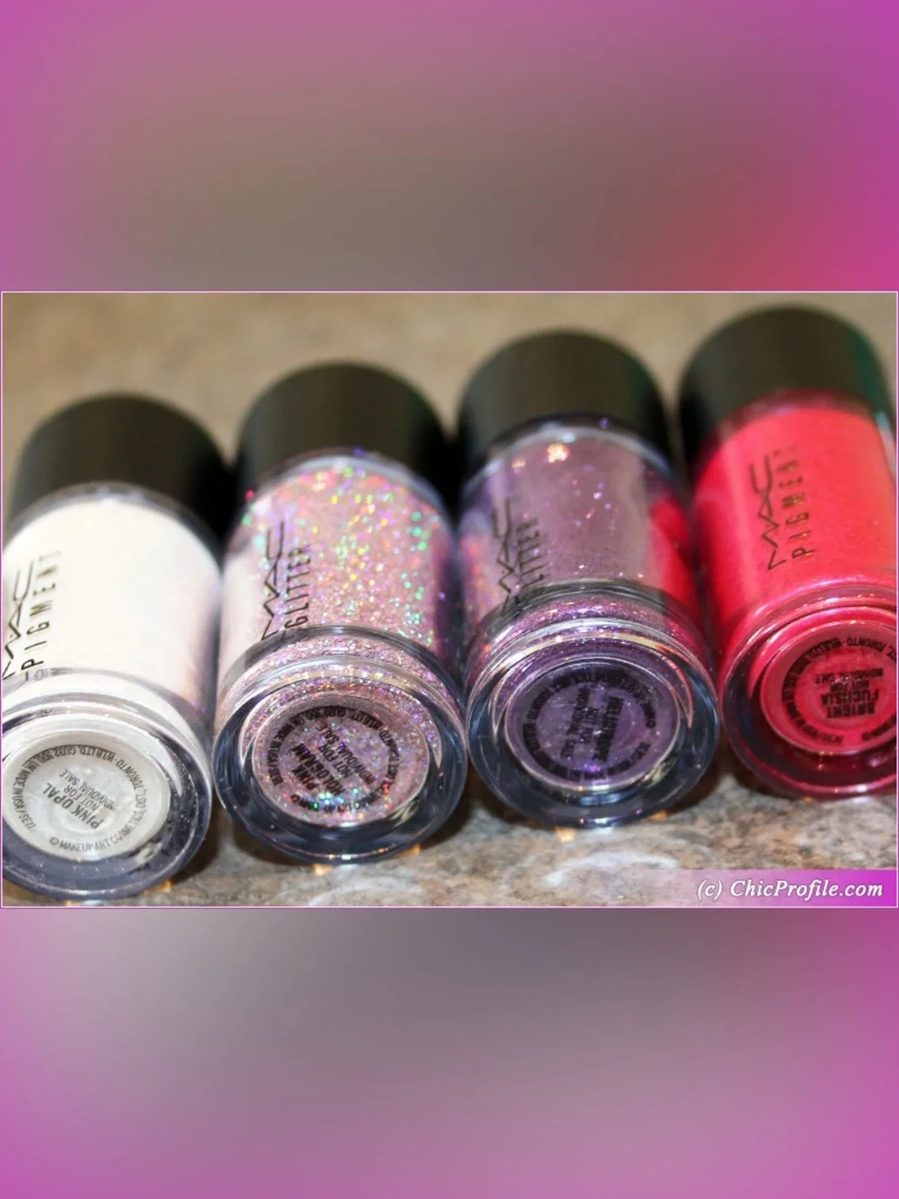 NWOT MAC Cosmetics Loose Glitter Mini - Pink Hologram